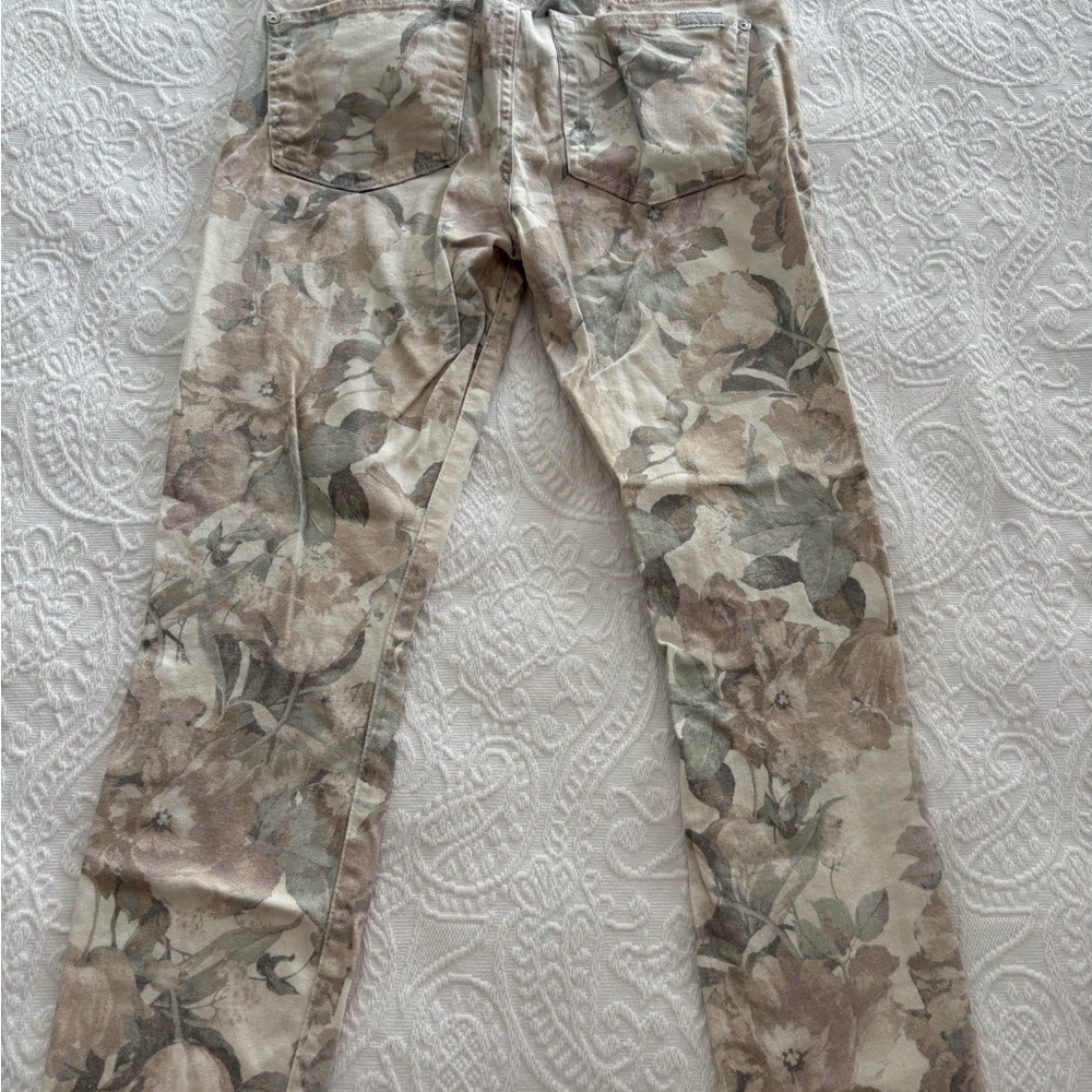 7 For All Mankind White Jeans